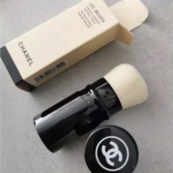 Chanel Les Beiges Retractable Kabuki Brush NEW - Picture 5 of 6